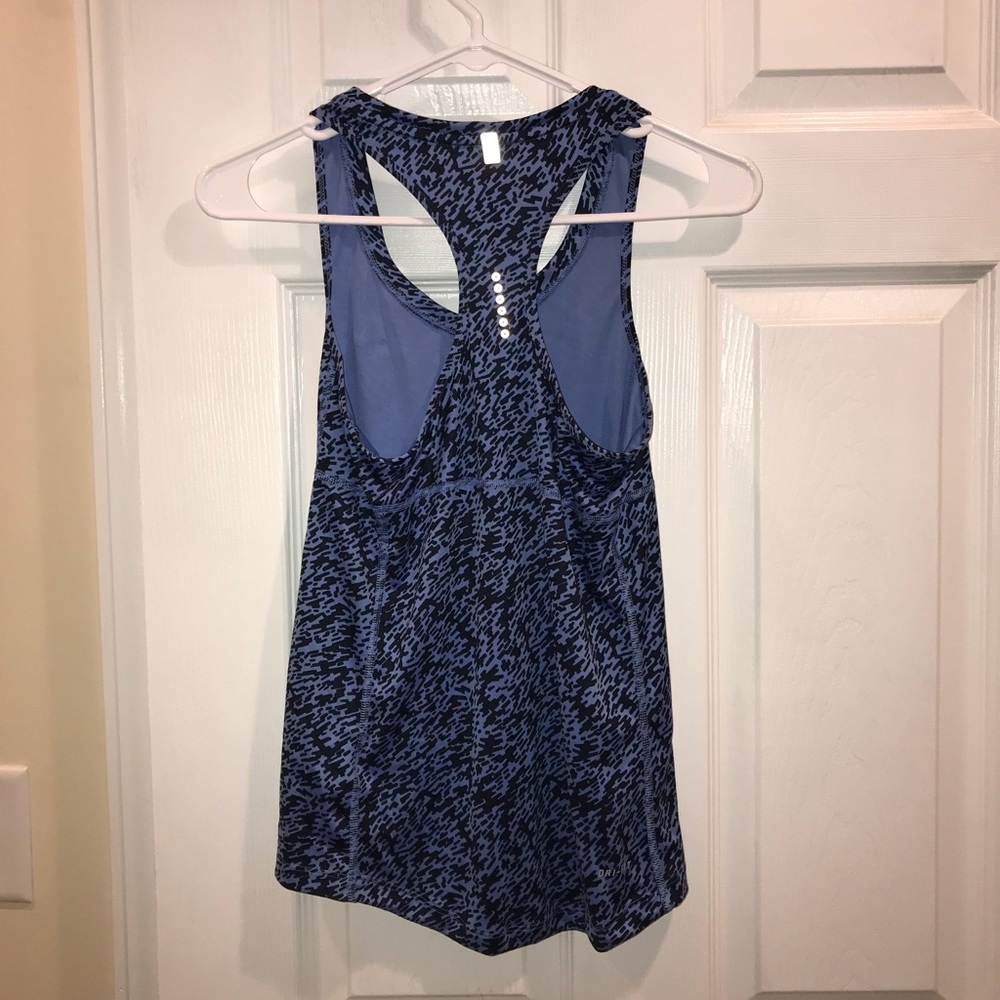 SOLD Nike Tank Top - Picture 2 of 2